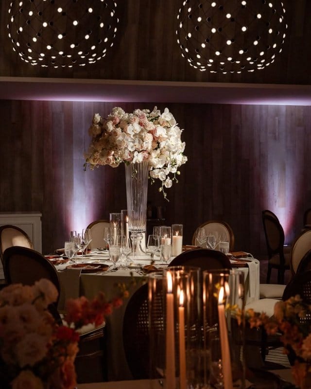 Alila Marea, Encinitas, CA luxury wedding flowers by CHIC Flowers - arrangement 2