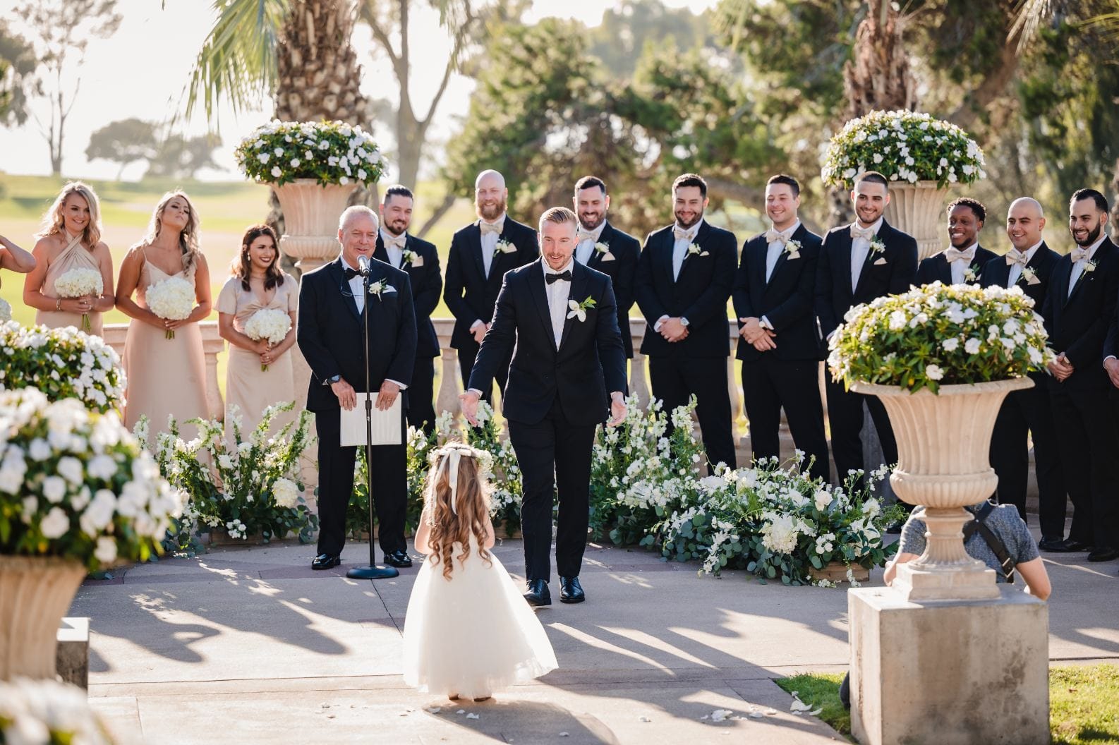 Hilton Torrey Pines La Jolla, CA luxury wedding flowers by CHIC Flowers - arrangement 1