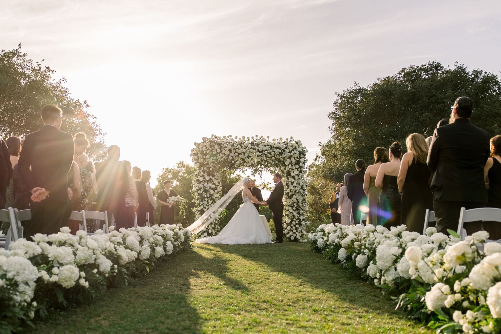 Rancho Valencia, Rancho Santa Fe, CA luxury wedding flowers by CHIC Flowers - arrangement 4