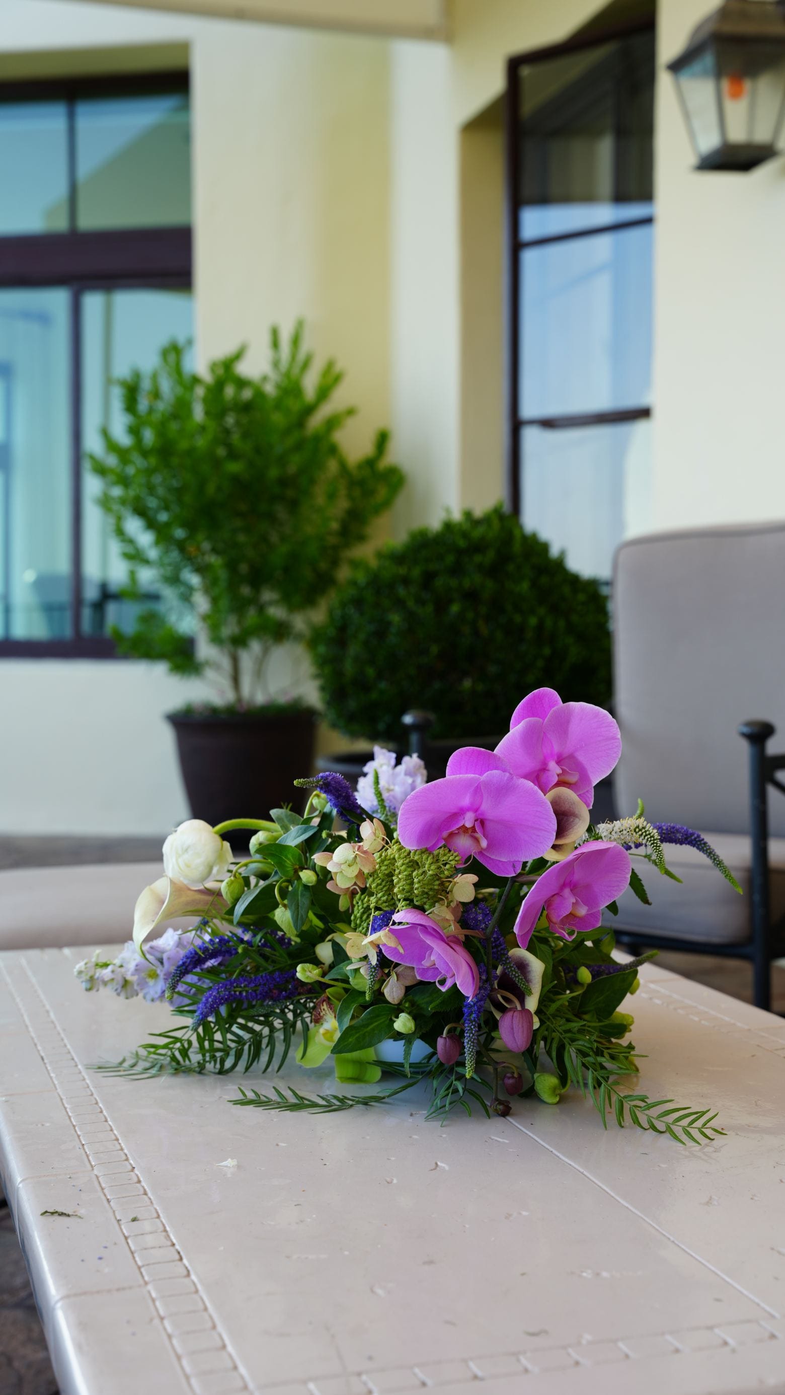 Bel Air Bay Club, Malibu , CA luxury wedding flowers by CHIC Flowers - arrangement 18