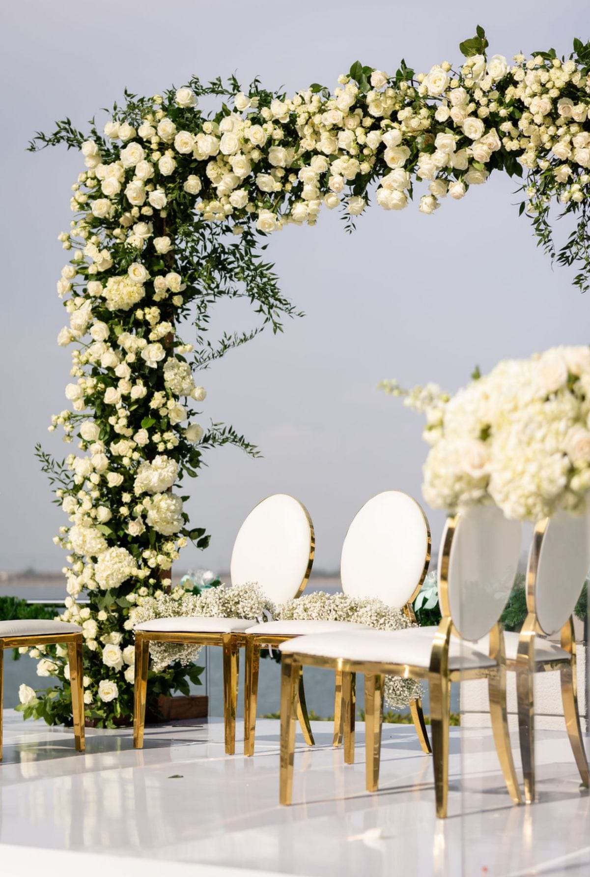 Loews Coronado Bay Resort, CA luxury wedding flowers by CHIC Flowers - arrangement 1