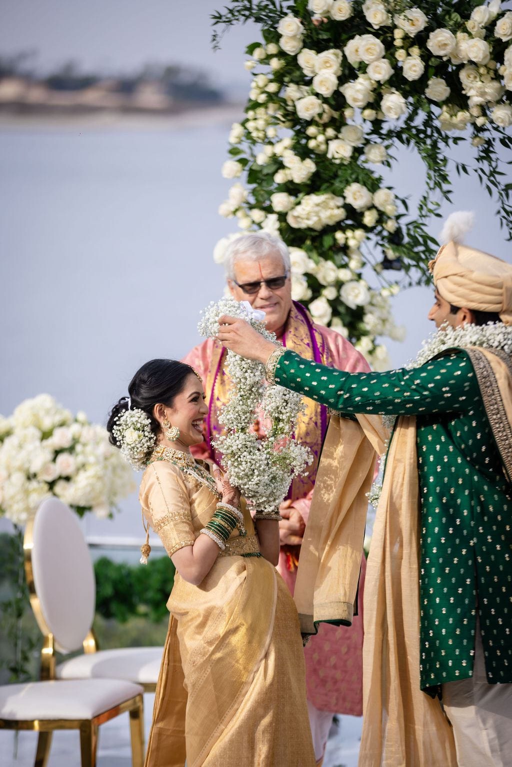 Loews Coronado Bay Resort, CA luxury wedding flowers by CHIC Flowers - arrangement 9