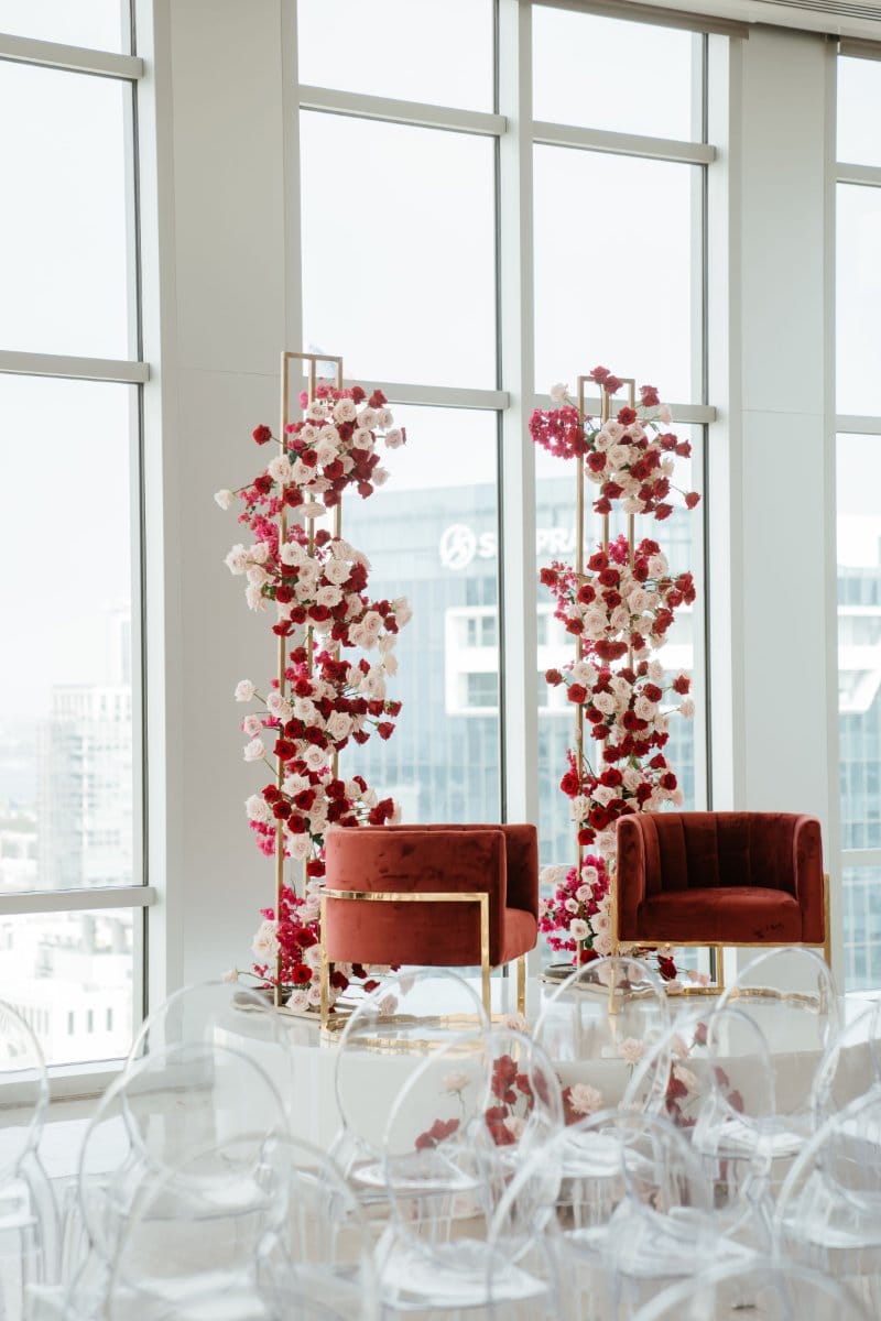 Skybox, San Diego, CA luxury wedding flowers by CHIC Flowers - arrangement 5