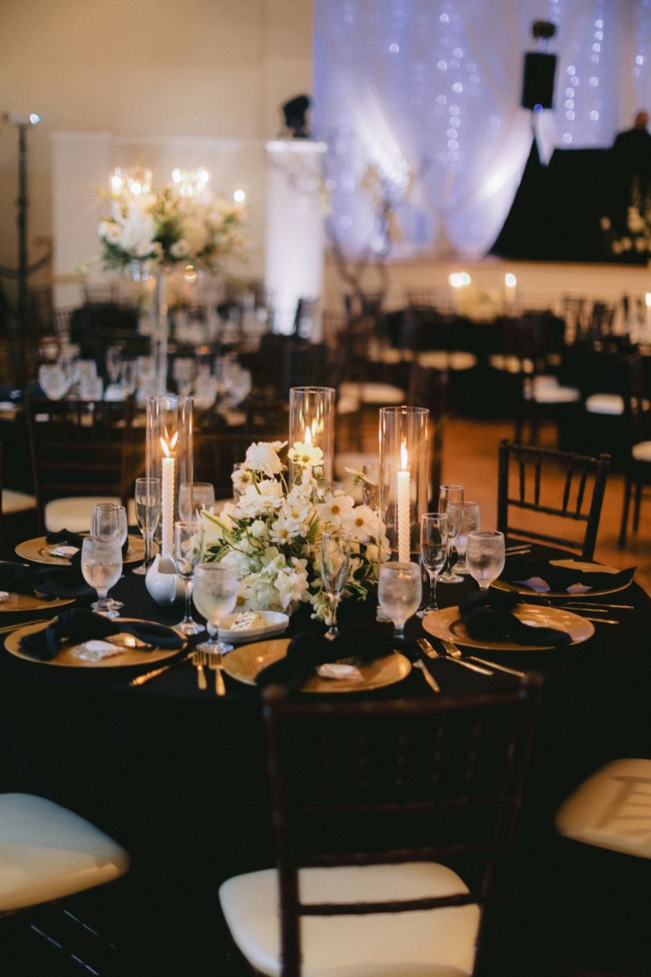 White Wedding at the Wedding Bowl luxury wedding flowers by CHIC Flowers - arrangement 5