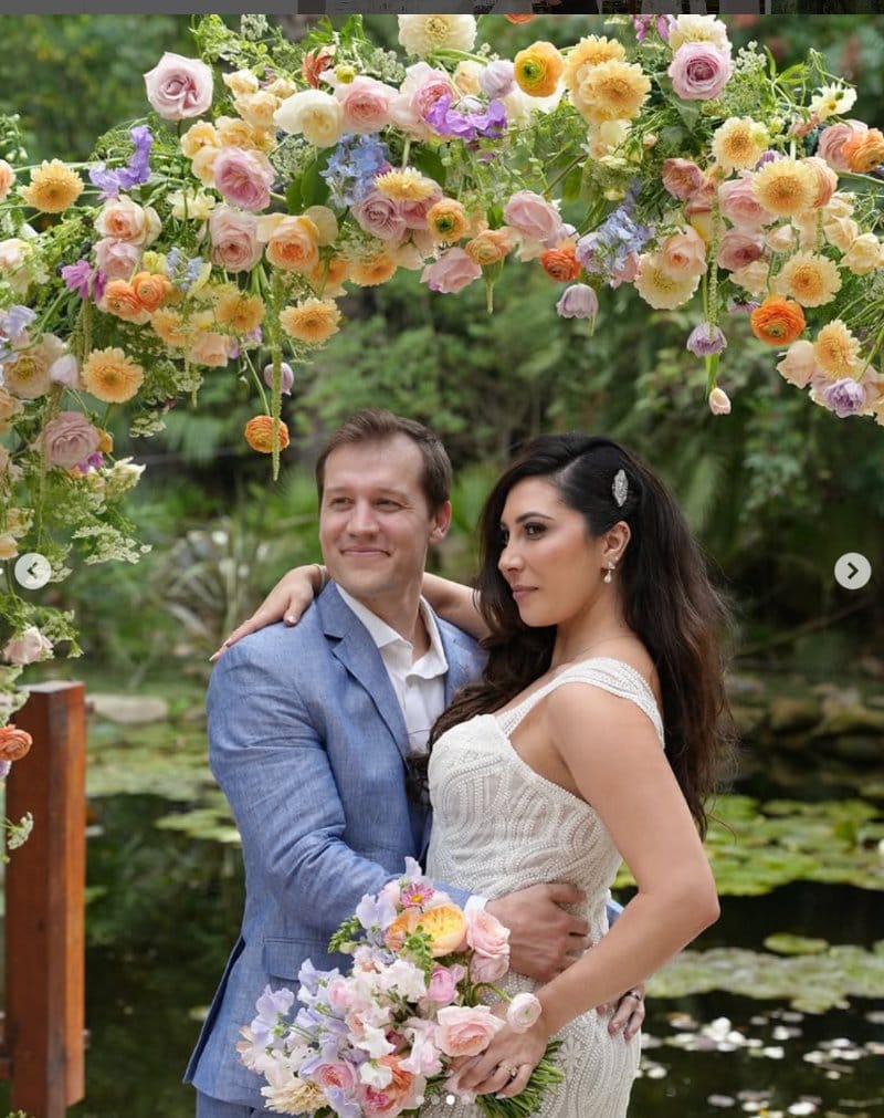 Botanica, Oceanside, CA luxury wedding flowers by CHIC Flowers - arrangement 3