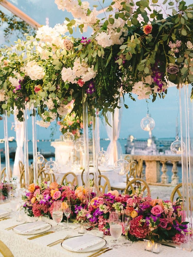 Top 10 Wedding Flower Trends for 2025: A Luxury Florist's Guide