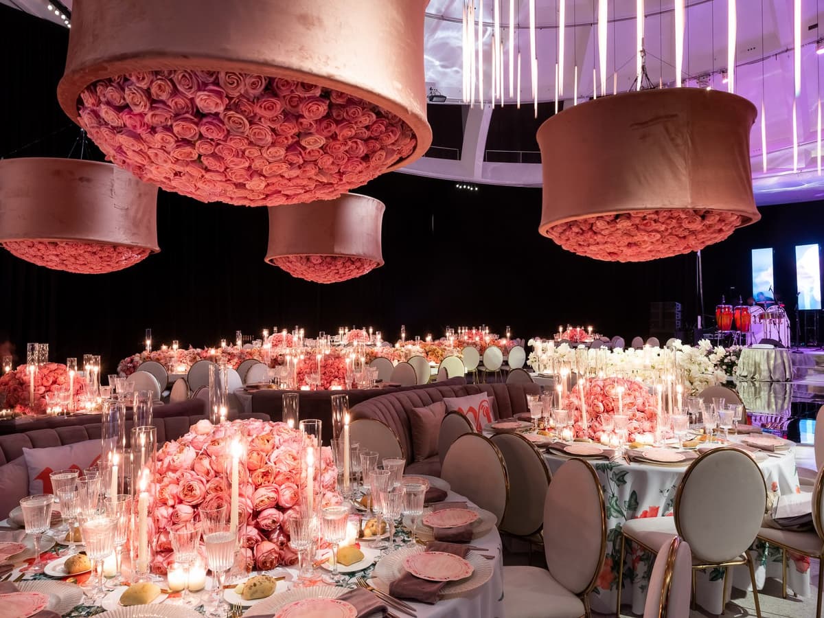 wedding-flower-costs-budget-guide